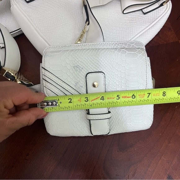 Tote Carry Vegan Leather Backpack
Crocodile Skin - Picture 6 of 16